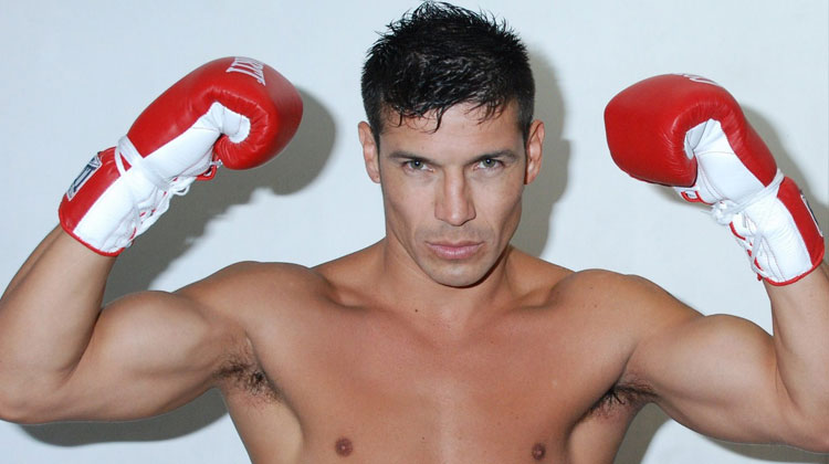 Contratar conferencia boxeador Maravilla Martinez